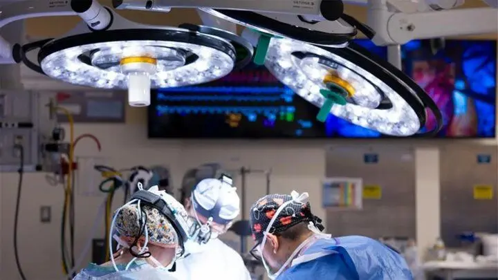 نجات معجزه‌آسا دختربچه ۱۱ ساله با پیوند هم‌زمان قلب و کبد