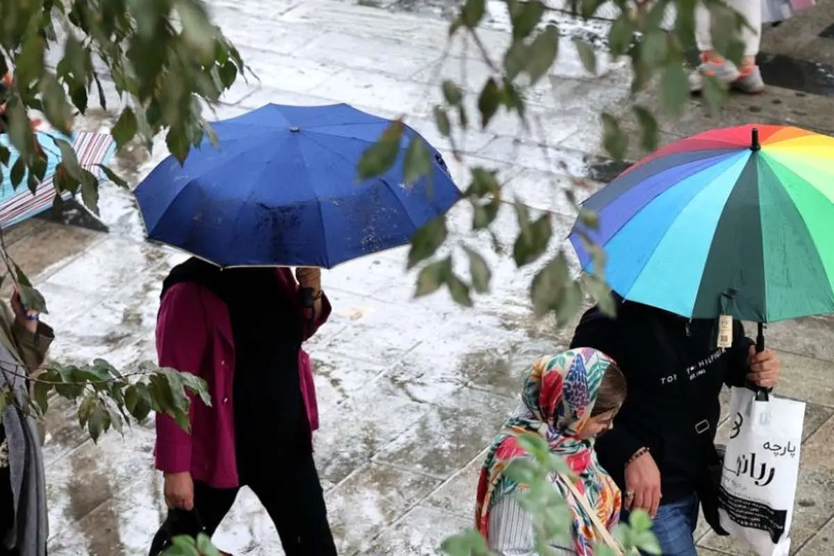 هوای بارانی و سرد در انتظار پایتخت