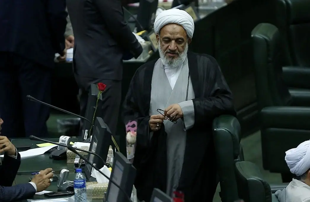 انتقاد آقاتهرانی از تأخیر در ابلاغ قانون حجاب؛ دولت در تلاش است تا لایحه جدیدی قبل از ابلاغ قانون ارائه کند