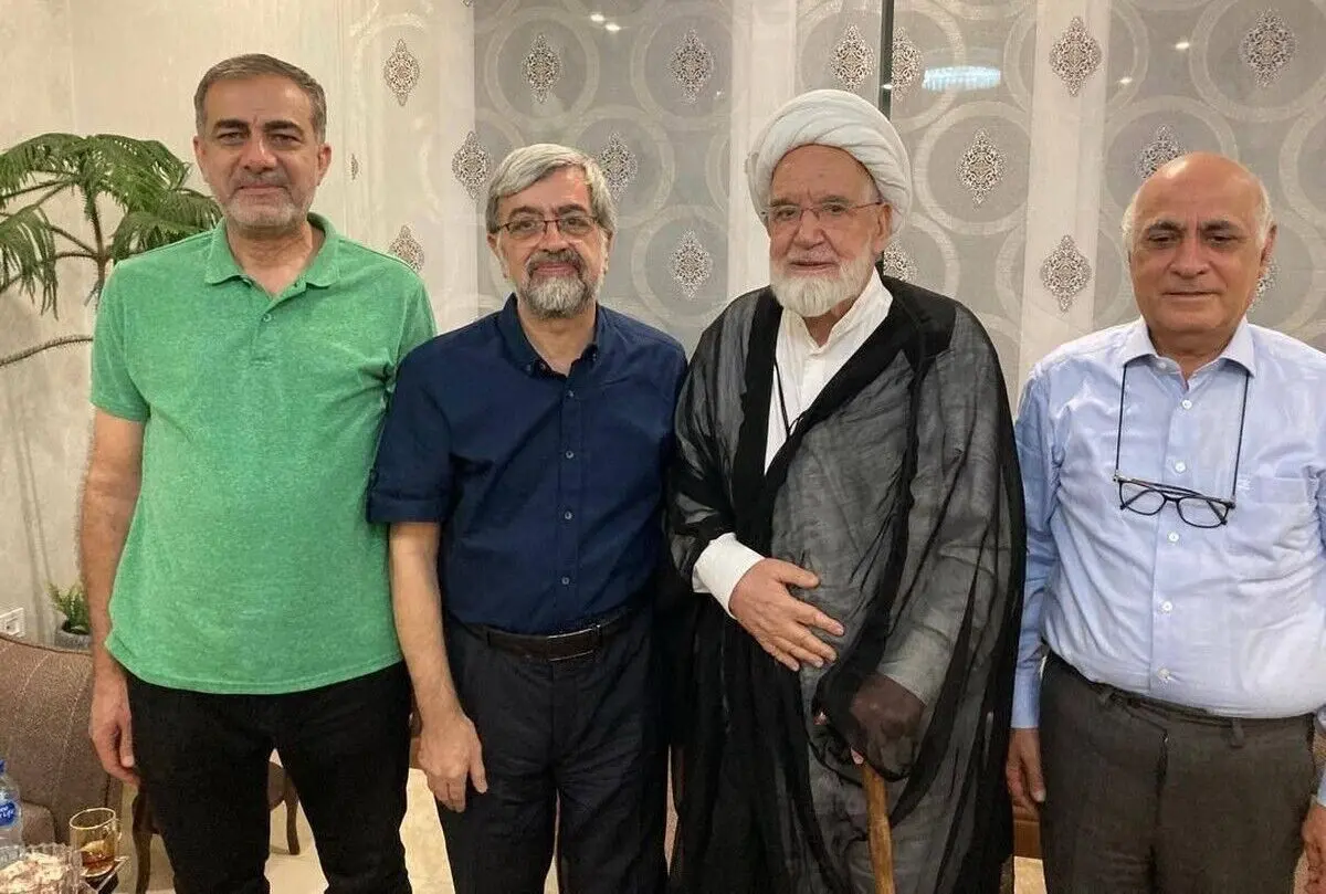 دیدار مشاوران میرحسین موسوی با مهدی کروبی
