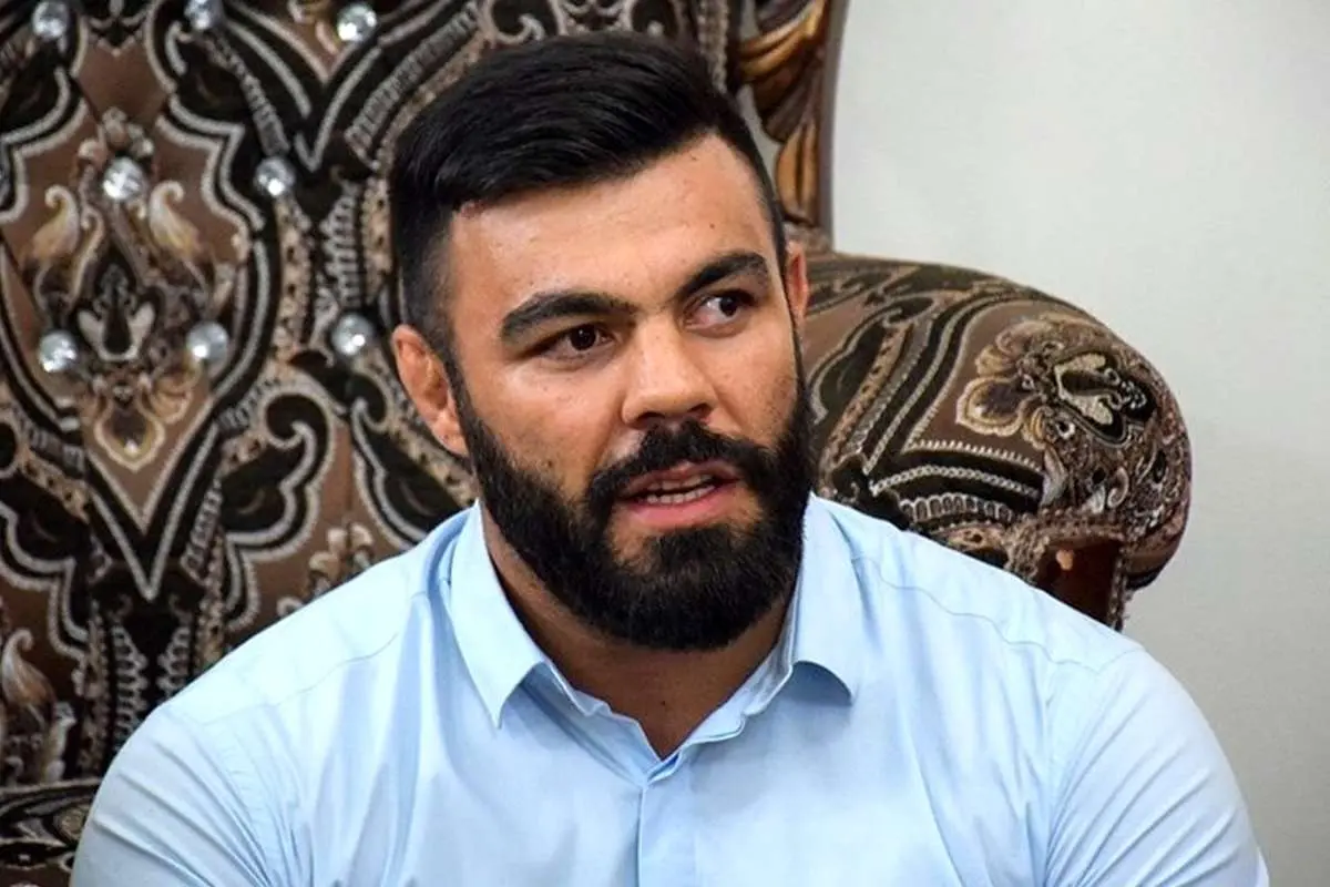 واکنش امیرعلی اکبری، قهرمان MMA به حملات امروز اسرائیل علیه ایران