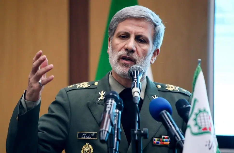 سرلشکر حاتمی: آمریکایی‌ها پاسخ قاطعانه دریافت می‌کنند