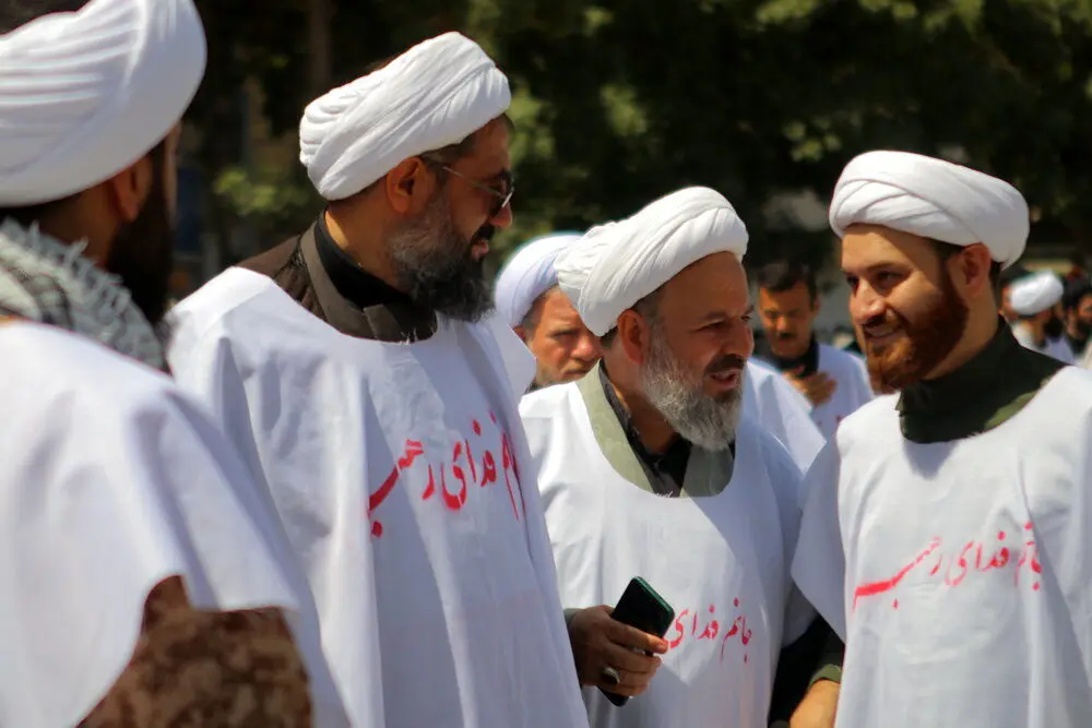 تصاویر؛ دسته عزاداری طلاب کفن‌پوش 
