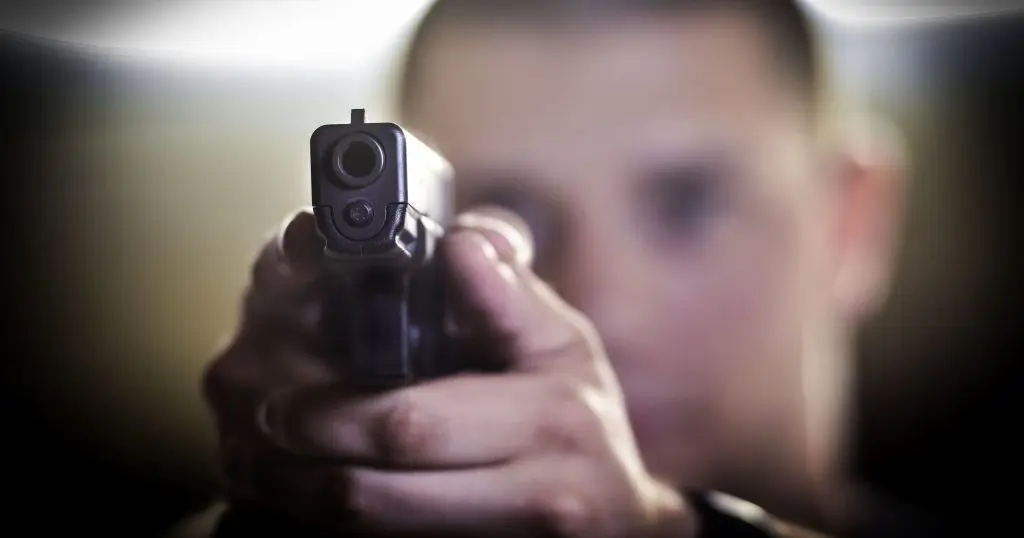 ماجرای شلیک تیر در افسریه چه بود؟
