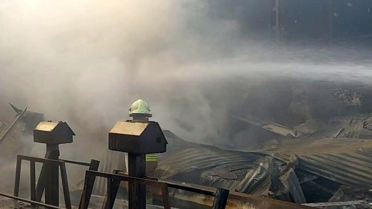 تصاویر اولیه از محل سقوط بالگرد در درچه اصفهان
