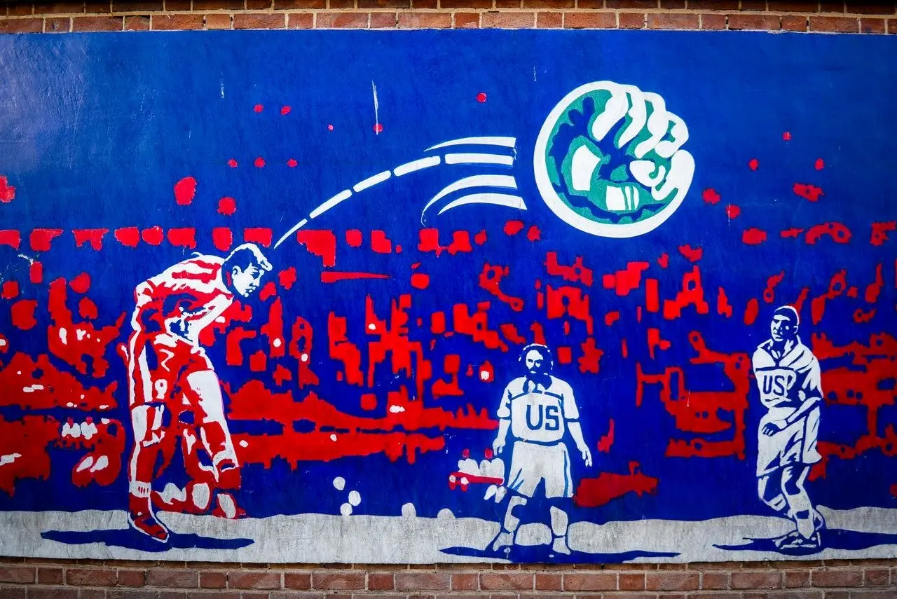 تصاویر؛ دیوارنگاره‌های دیوار سفارت آمریکا در تهران