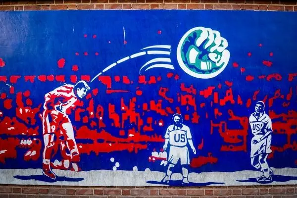 تصاویر؛ دیوارنگاره‌های دیوار سفارت آمریکا در تهران