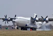 هواپیمای آنتونوف روسیه قبل از سقوط در آسمان دو نیم شد