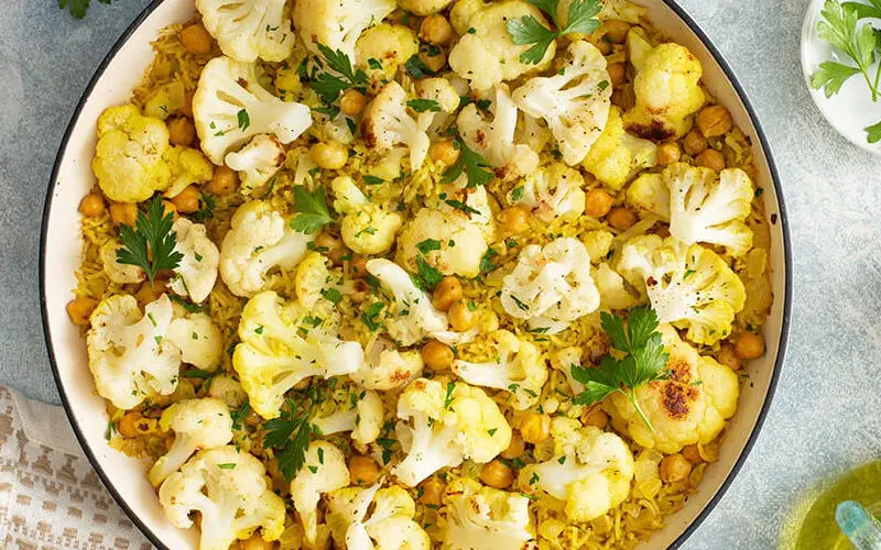 طرز تهیه گل کلم پلو؛ پلو مخلوط متفاوت و لذیذ 