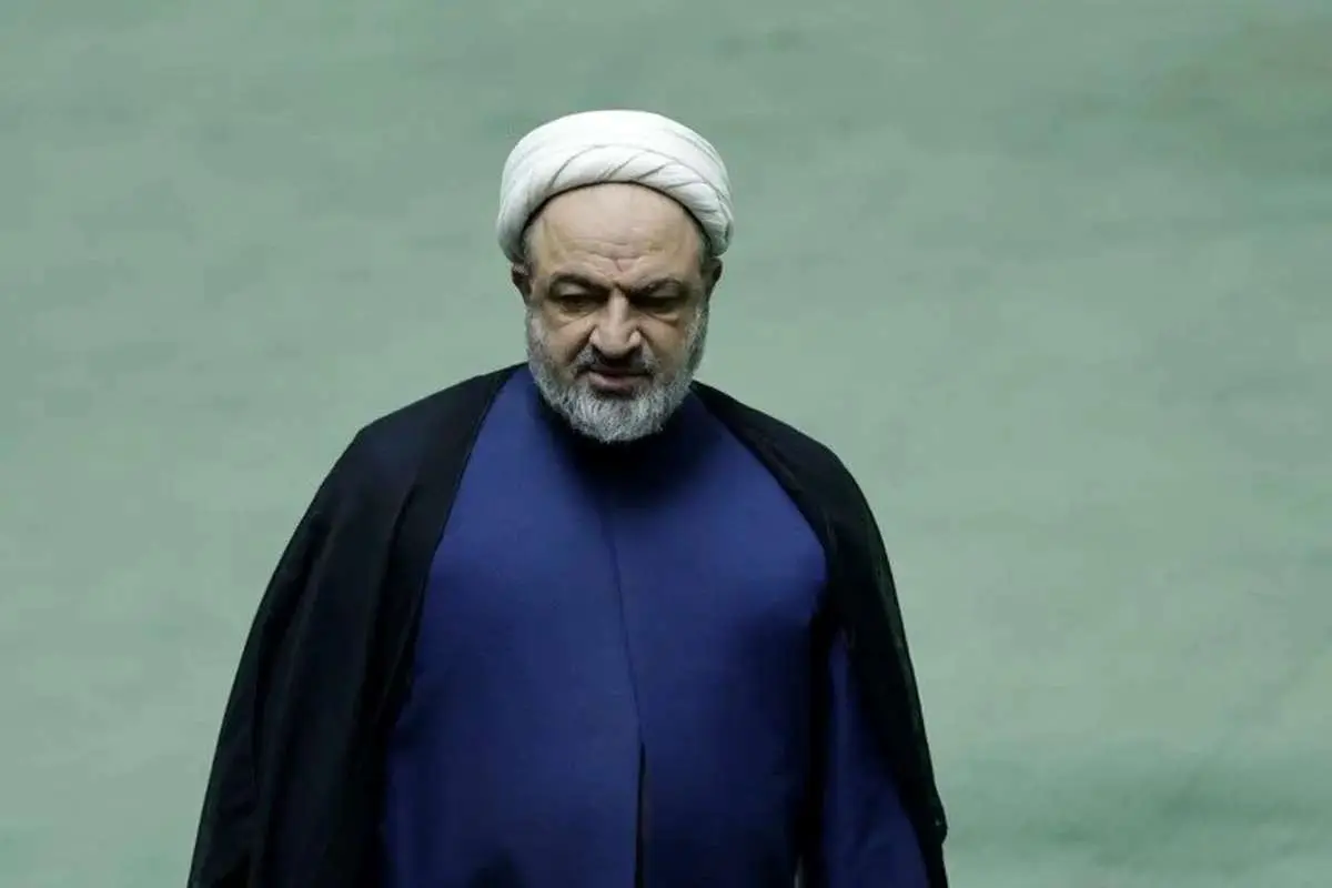 واکنش تند رسایی به اقدام نشریه دفتر رهبری/ پروژه قدردانی از شهدای بی‌حجاب برداشتند، درد زالو صفت‌ها عنوان شهید نیست  