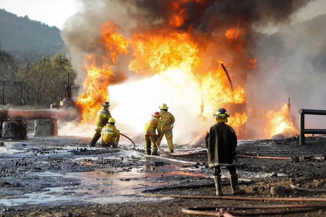 آتش‌سوزی گسترده در تأسیسات نفتی ونزوئلا