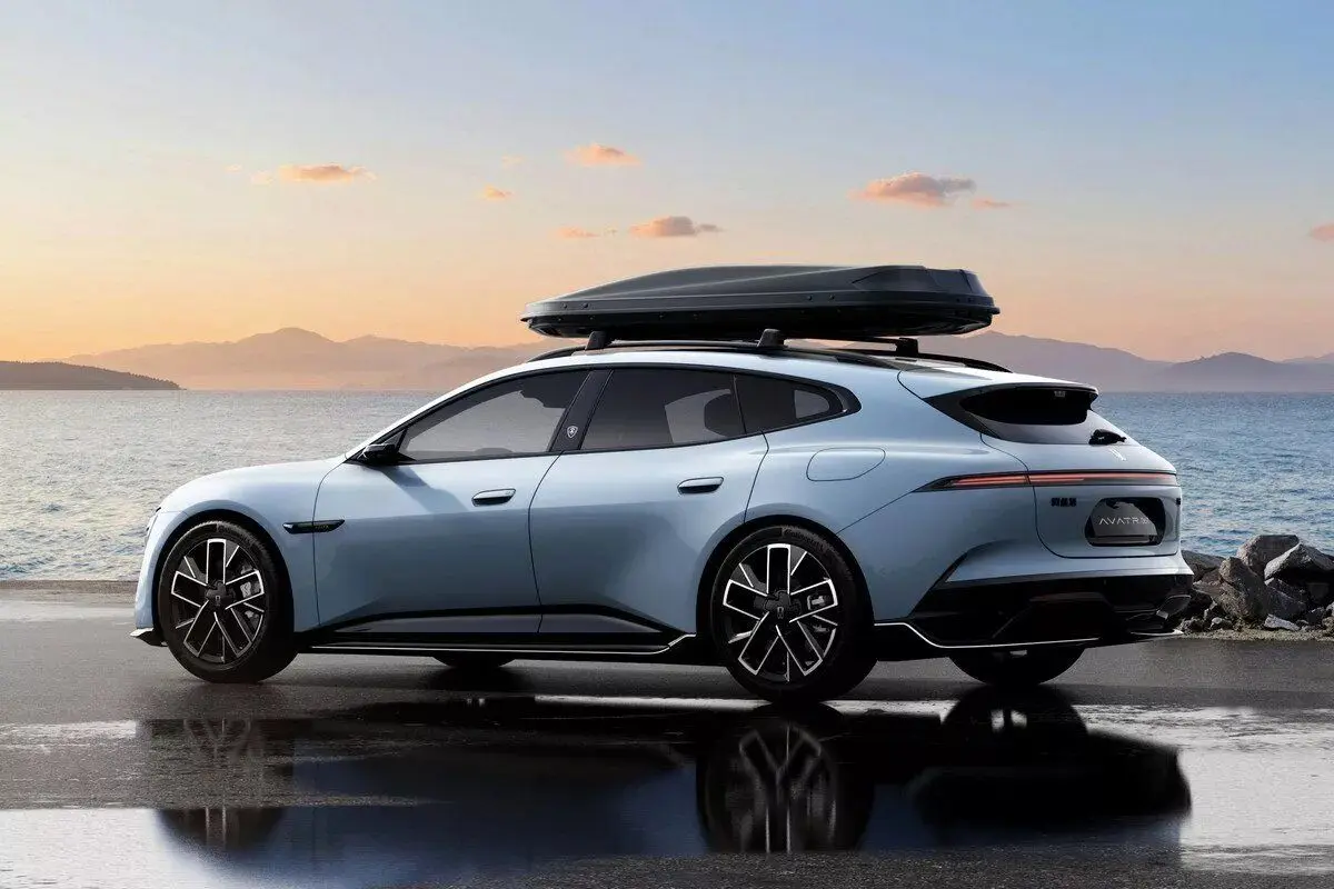 تصاویر رسمی آواتر ۰۶T منتشر شد