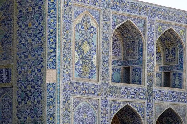 تصاویر؛ خسارات حمله به مسجد امام اصفهان