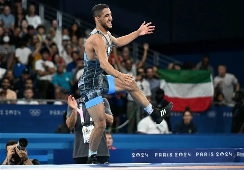 ببینید؛ رقص، هلهله و شادی؛ استقبال بی‌نظیر از رحمان عموزاد
