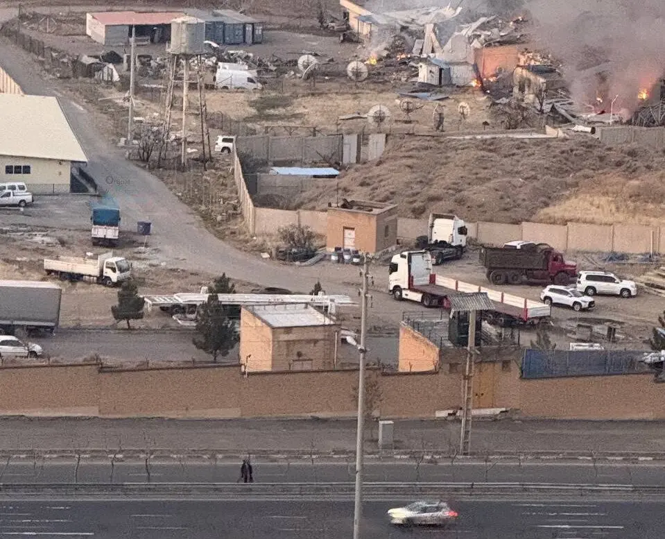 صبح امروز: تصاویری از بزرگراه ارتش پس از حمله