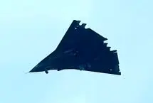 پرواز جنگنده نسل ششم J-36 در آسمان؛ برگ برنده چین