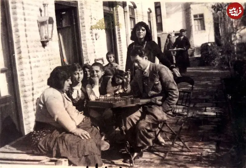 نوه ناصرالدین شاه
