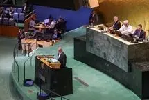 واکنش تند کیهان به پیشنهاد دیدار پزشکیان با ترامپ/ حاضرند نشیمنگاه ترامپ را نیز ببوسند، این نسخه کودکانه است
