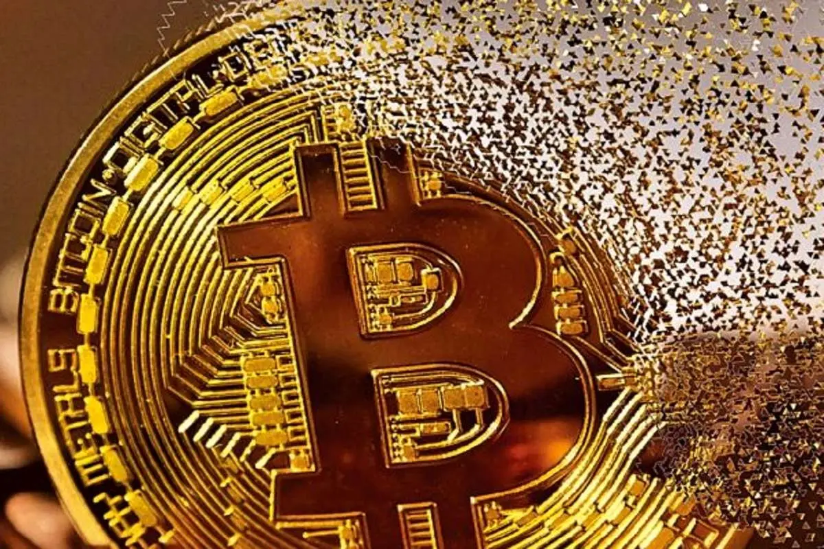 بیت‌کوین در سراشیبی سقوط؛ ۷۷ میلیارد دلار دود شد