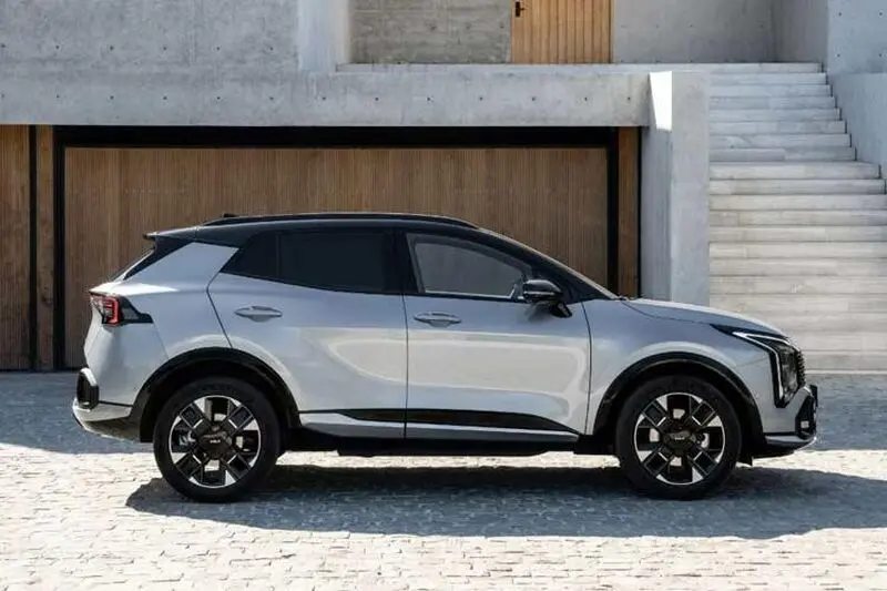 kia-sportage-2025-side