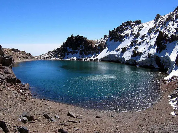 جلوه زمستانی سبلان در دل مردادماه