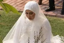 نماز خواندن عروس در میان جشن ازدواج