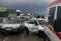 تصادف زنجیره‌ای ۷۰ خودرو در آزادراه قزوین ـ زنجان