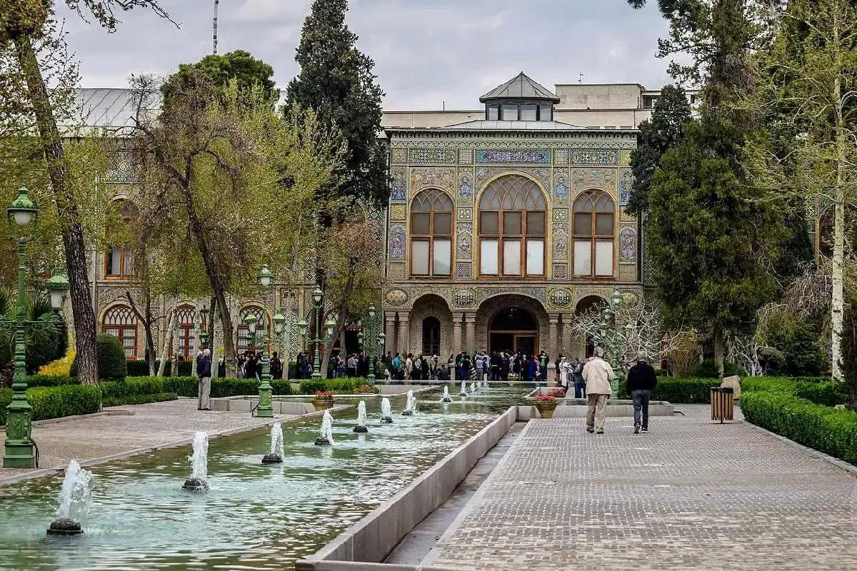 ابهامات ساخت‌‏وساز در حریم کاخ گلستان
