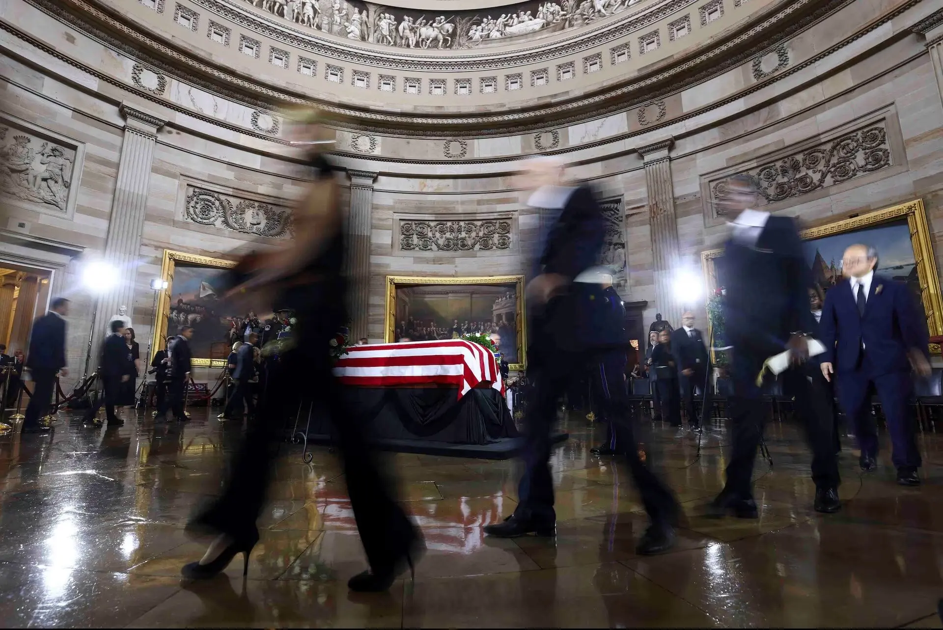 متن و حاشیه مراسم تشییع لیندسی گراهام