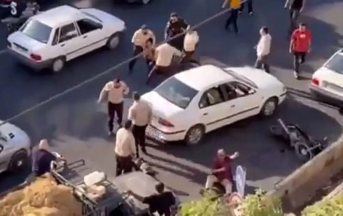 برکناری ۲ مدیر در شهرداری قزوین در پی ماجرای دست‌فروشان
