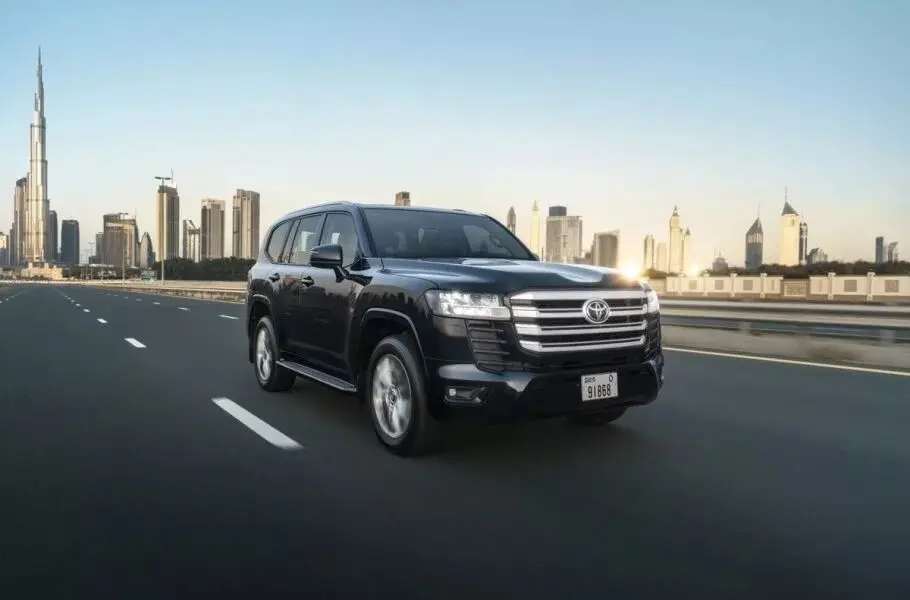تویوتا لندکروزر LC300؛ سلطان آفرود به ایران می آید