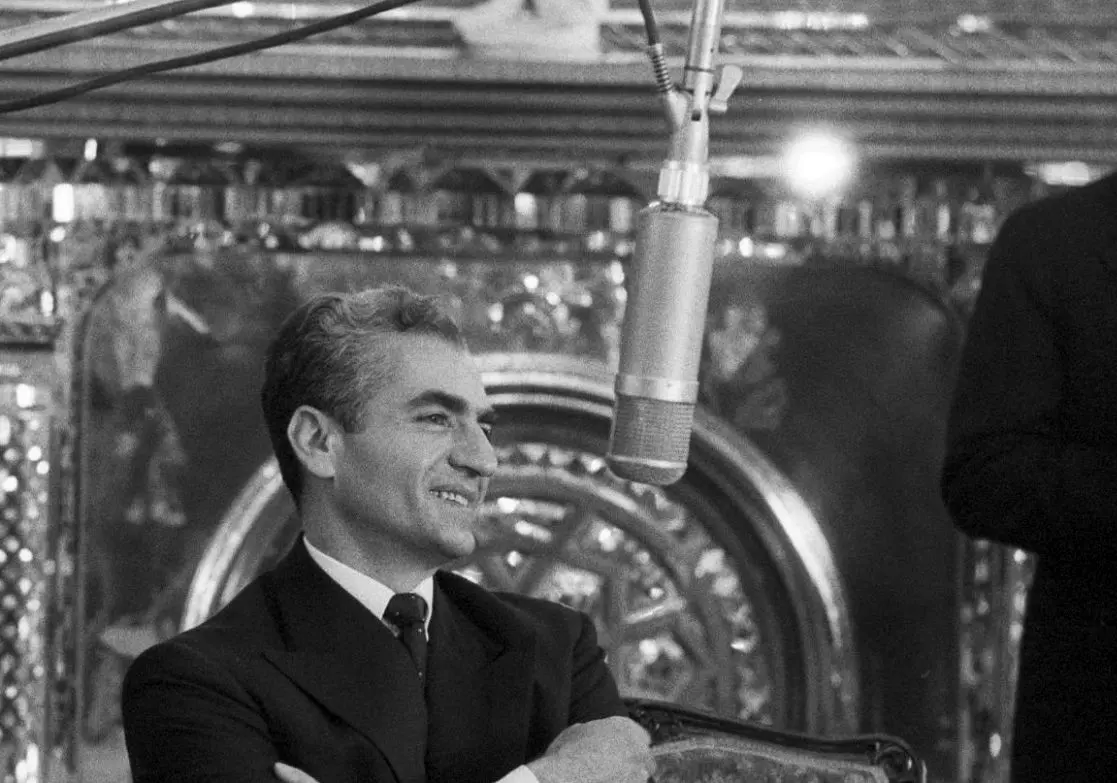 تولد 41 سالگی محمدرضا پهلوی در کاخ گلستان