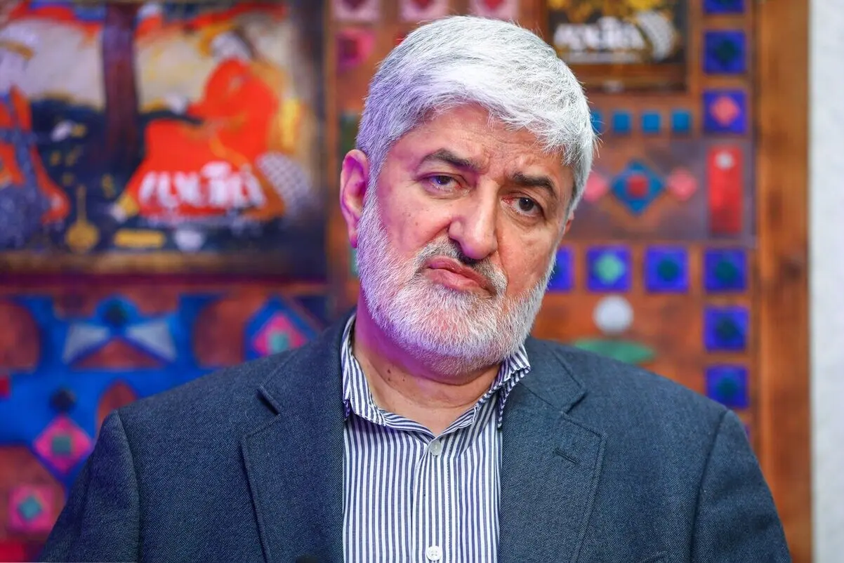 انتقاد مطهری به حضور احمدی‌نژاد در اروپا؛ یک روز انکار هولوکاست، یک روز در آغوش متحد نتانیاهو!