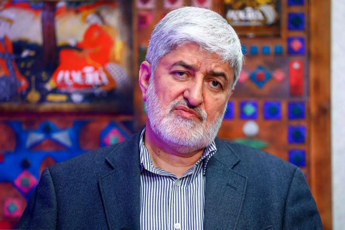 انتقاد مطهری به حضور احمدینژاد در اروپا؛ یک روز انکار هولوکاست، یک روز در آغوش متحد نتانیاهو!