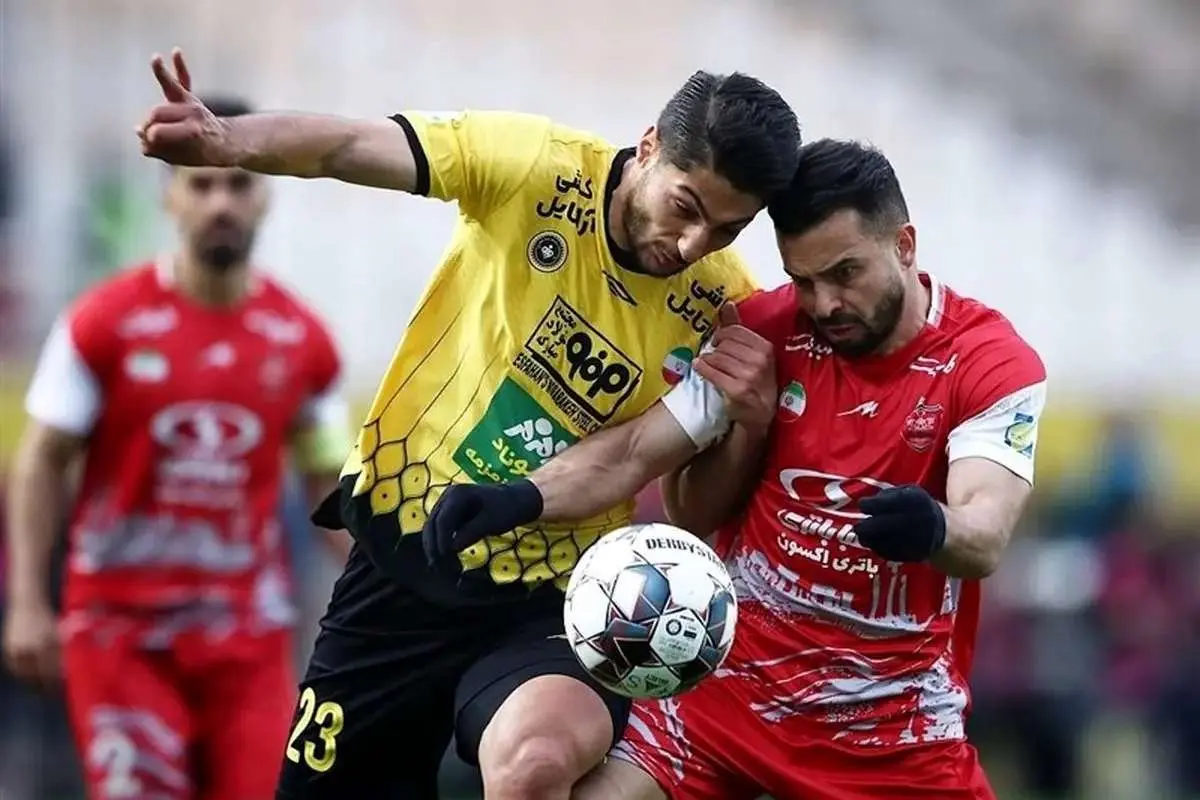 پرسپولیس، سپاهان و تراکتور هنوز مجوز ندارند