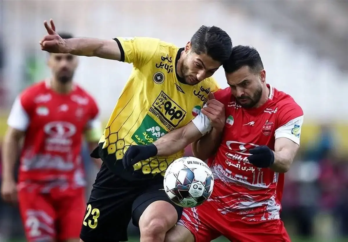  پرسپولیس، سپاهان و تراکتور هنوز مجوز ندارند

