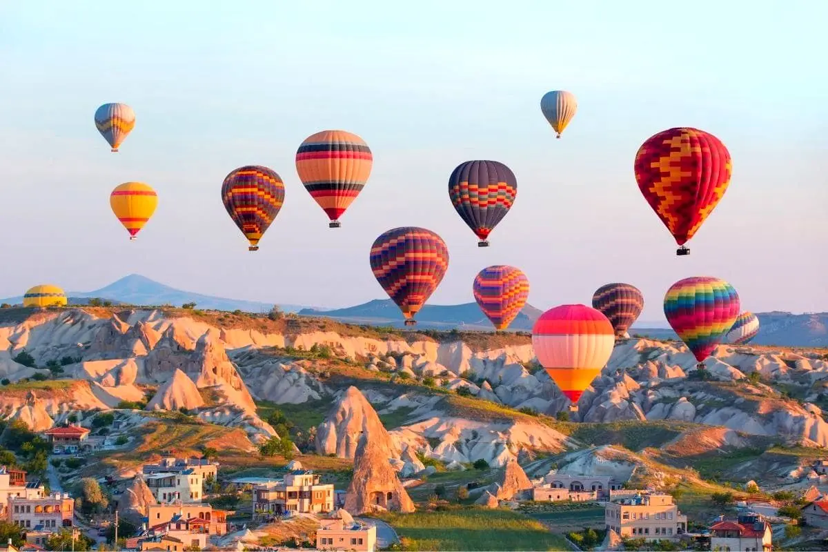 تصاویری دیدنی از پرواز بالن‌ها در کاپادوکیا