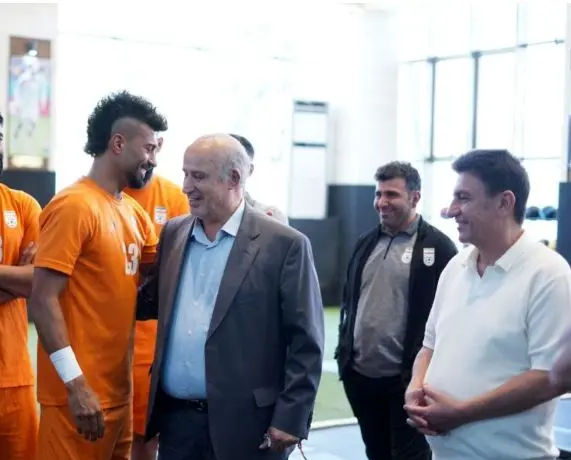 دولت ترامپ ویزا نداد؛ ورود قلعه‌نویی و تاج به آمریکا ممنوع شد!