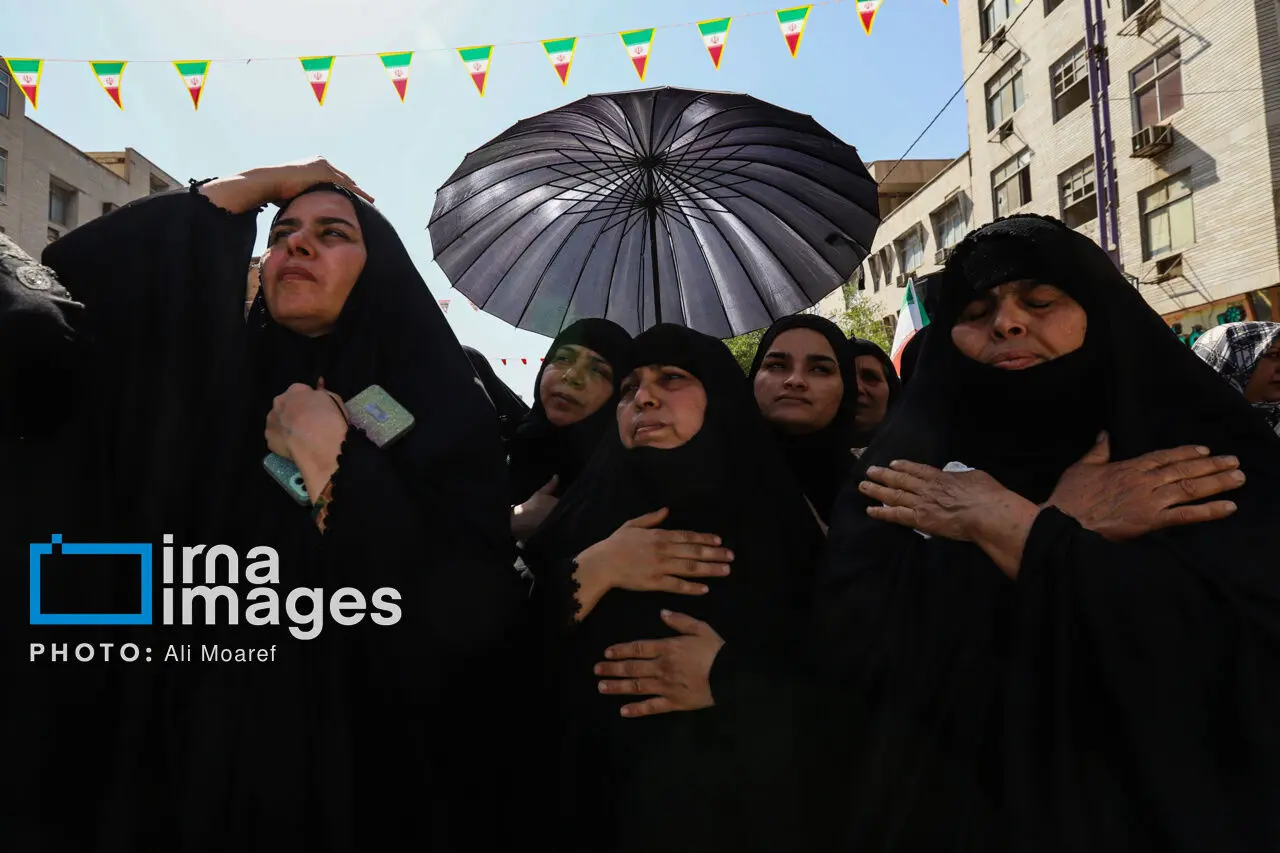 تصاویر؛ تشییع پیکر هفت شهید حملات رژیم صهیونیستی در اهواز