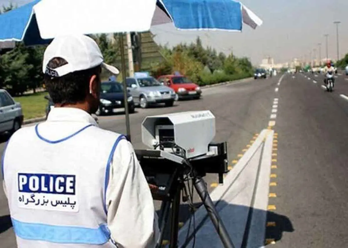 توقف ماکسیما با سرعت ۱۸۰ کیلومتر توسط پلیس