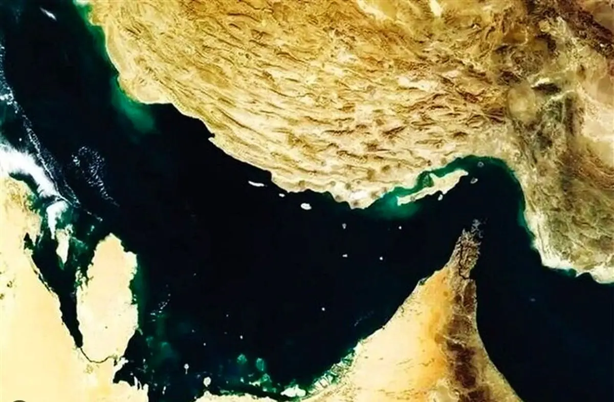 وال استریت ژورنال: ایران کنترل خود بر تنگه هرمز را تشدید کرده است