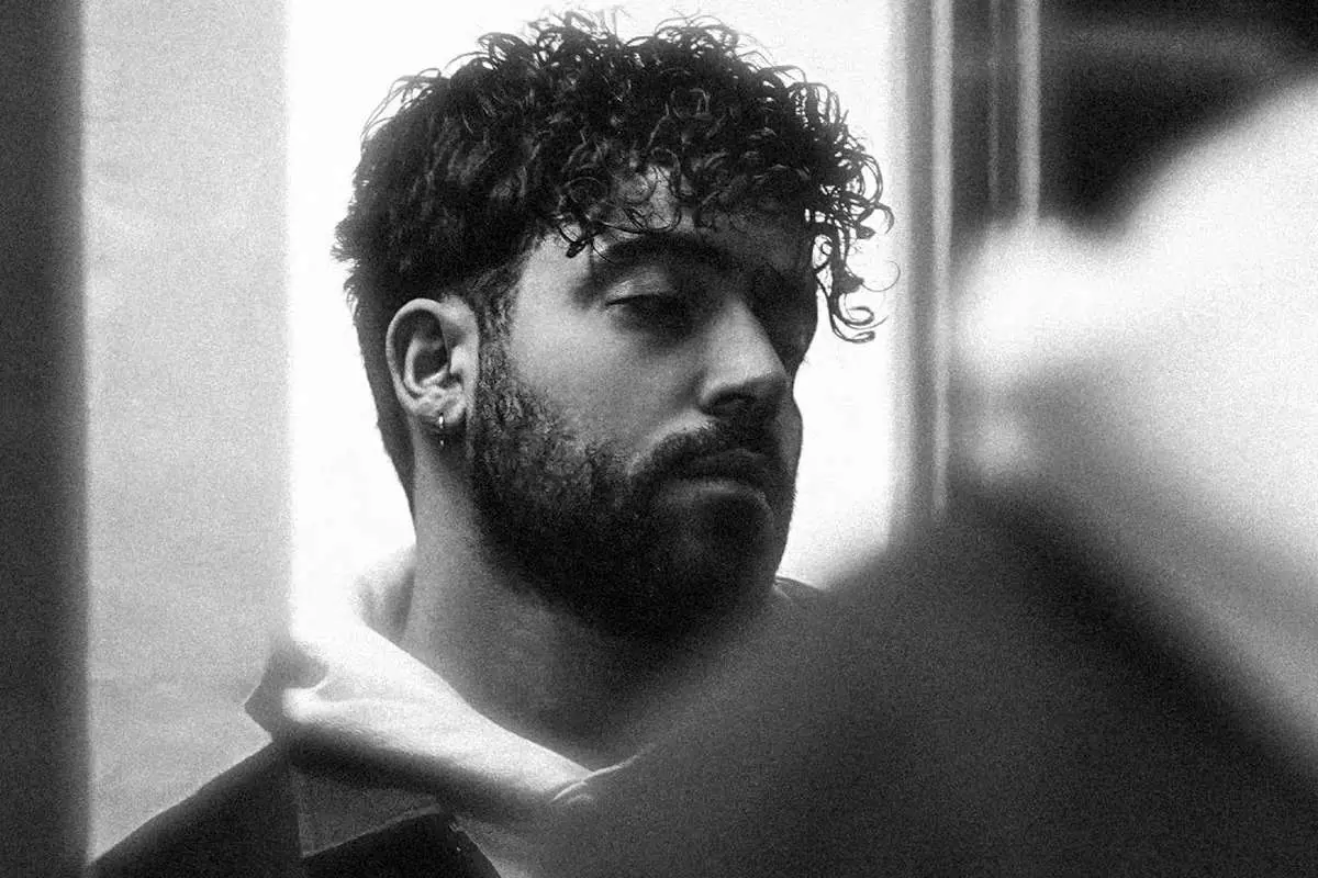 ماجرای حمله به شروین حاجی‌پور و آلبوم واقعی / شروین برای که بخواند؟