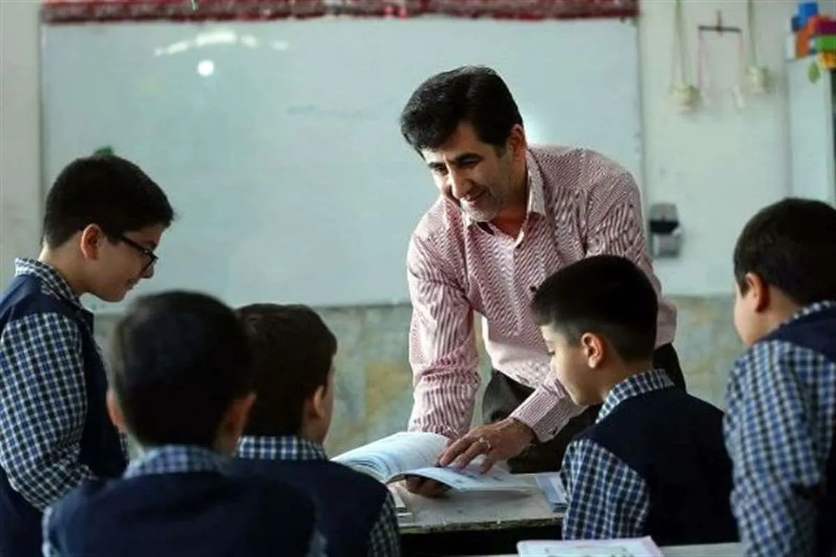 پرداخت عیدی تکذیب شد