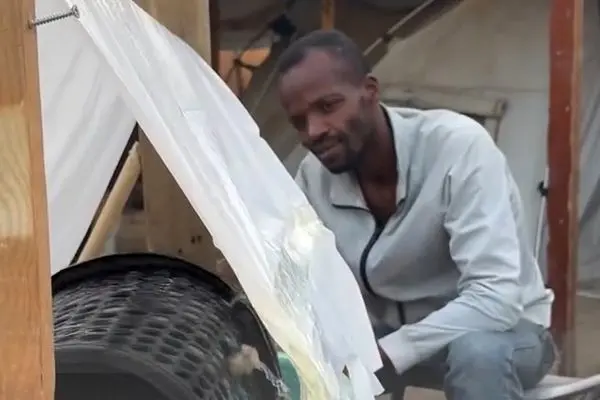 ماشین لباسشویی خلاقانه یک فلسطینی