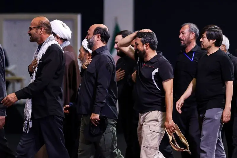 وداع با رهبر شهید
