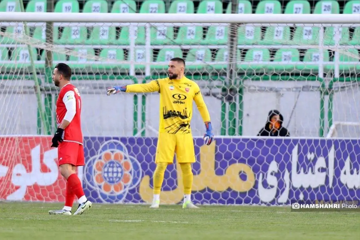 دروازهبان تیم ملی در آستانه پیوستن به پرسپولیس؛ کارتال گندوز را نمیخواهد