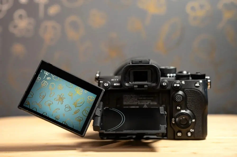 دوربین جدید سونی A7 V با حسگر ۳۳ مگاپیکسلی و قابلیت‌های حرفه‌ای رونمایی شد