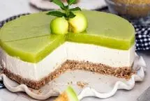 طرز تهیه چیزکیک گوجه سبز با طعمی متفاوت