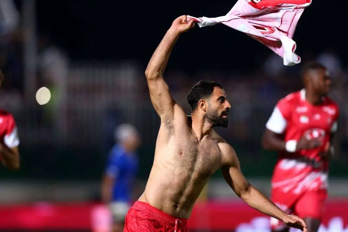 جملات احساسی مدافع ستاره پرسپولیس بعد از تمدید