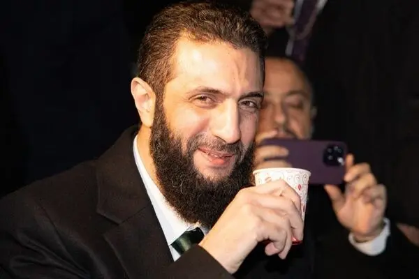 احمد شرع در صحن مجمع عمومی سازمان ملل مشغول اینستاگرام‌گردی شد!